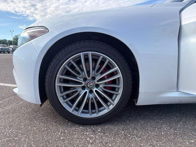 2019 Trofeo White Tri-Coat Alfa Romeo Giulia Ti AWD Sedan