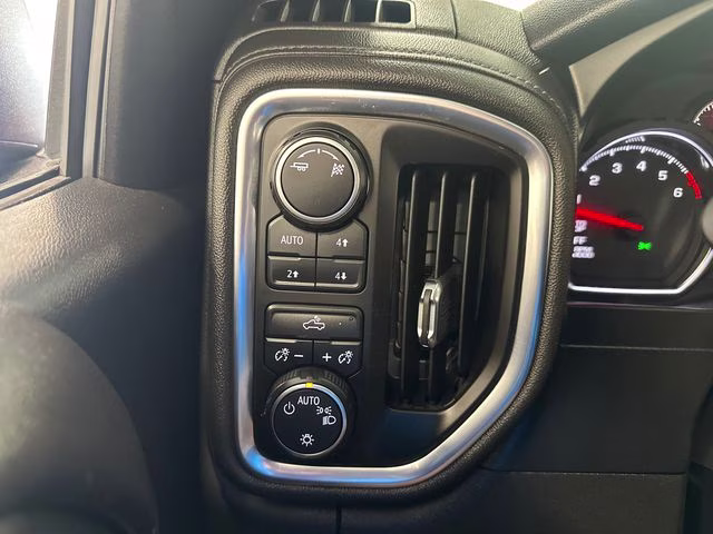 2019 Cajun Red Tintcoat Chevrolet Silverado 1500 LT 4X4 Truck
