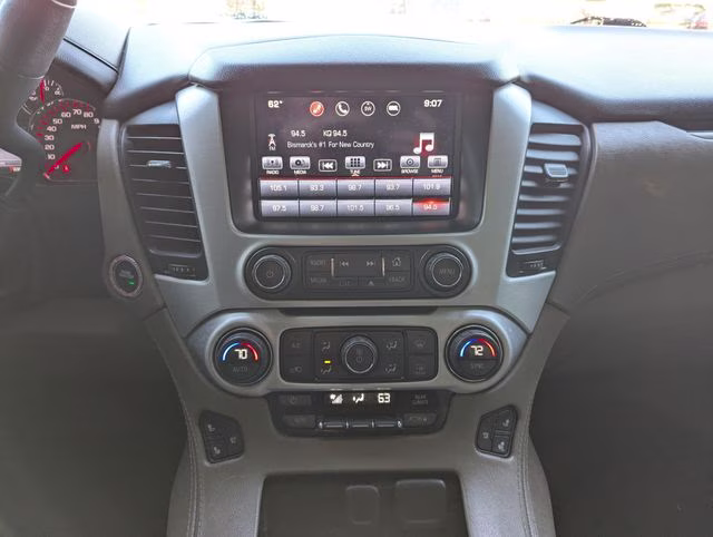 2016 Summit White GMC Yukon SLT 4X4 SUV