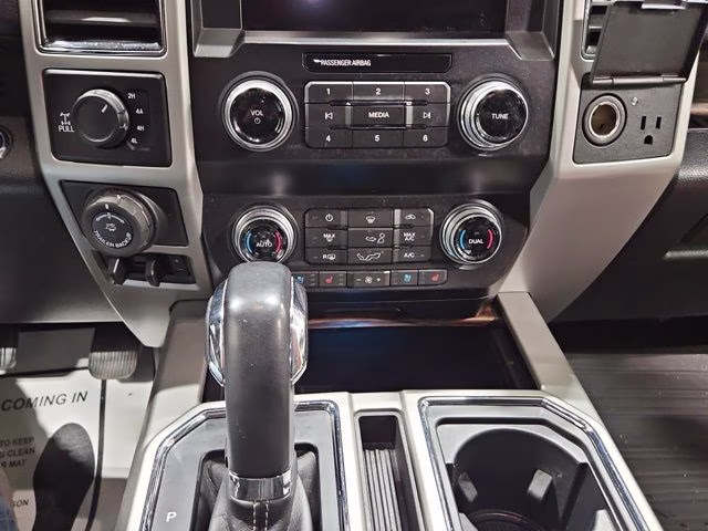 2020 Iconic Silver Metallic Ford F-150 Lariat 4X4 Truck