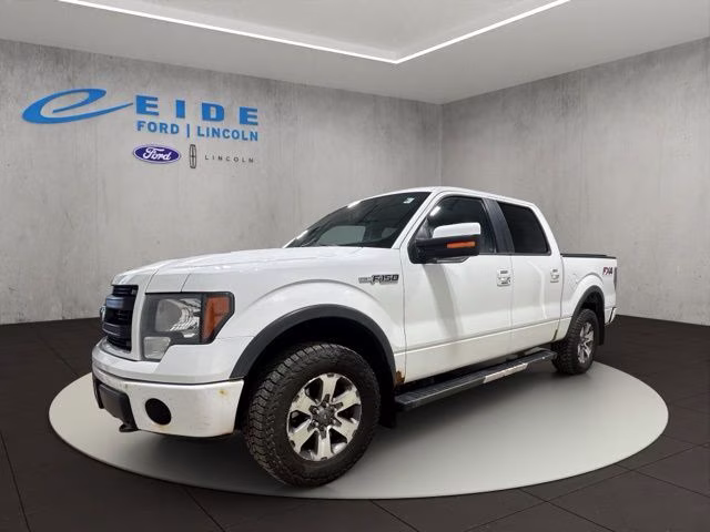 2013 Oxford White Ford F-150 FX4 4X4 Truck