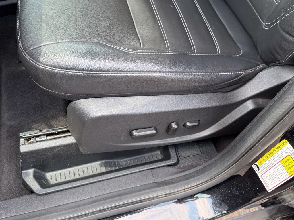 2018 Shadow Black Ford Escape SEL 4X4 SUV