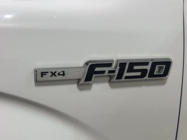 2013 Oxford White Ford F-150 FX4 4X4 Truck
