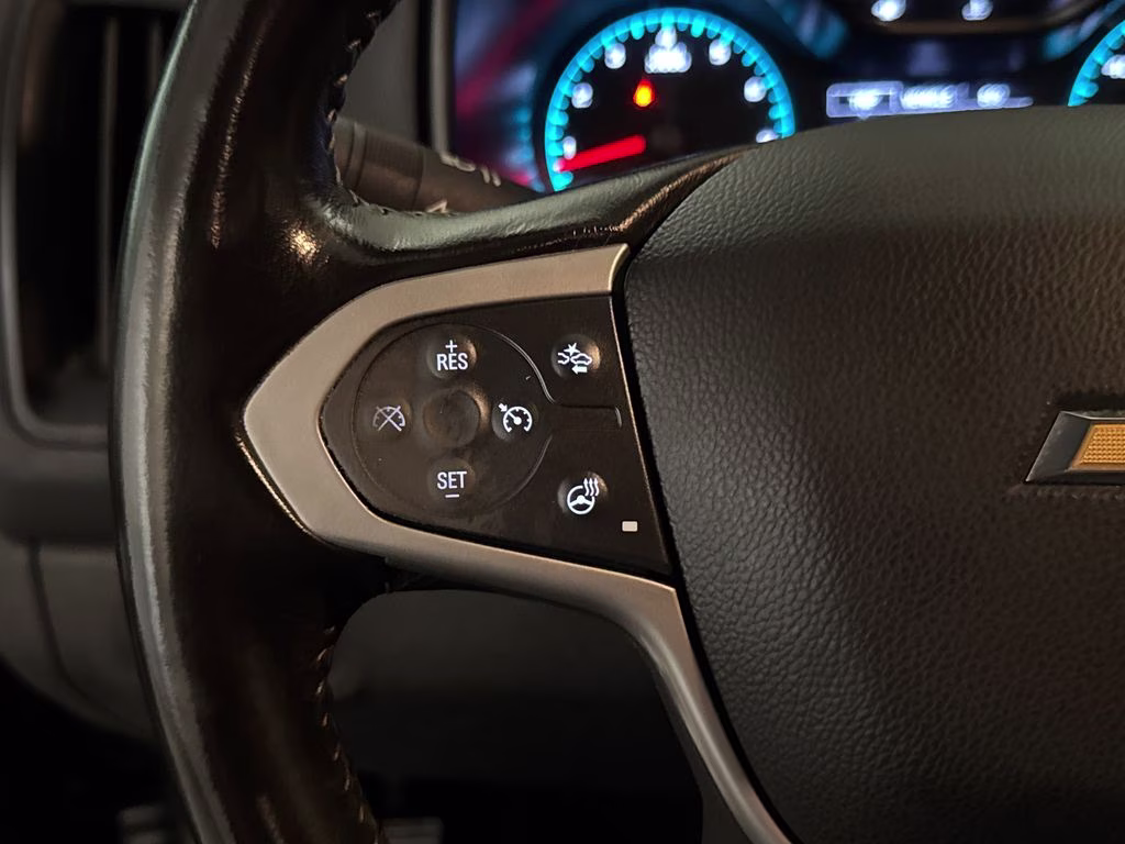 2022 Satin Steel Metallic Chevrolet Colorado LT RWD Truck