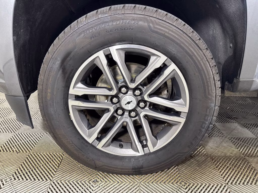 2022 Satin Steel Metallic Chevrolet Colorado LT RWD Truck