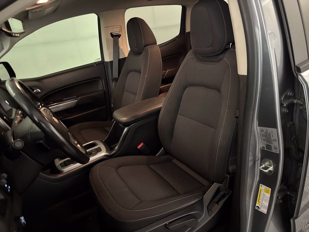 2022 Satin Steel Metallic Chevrolet Colorado LT RWD Truck