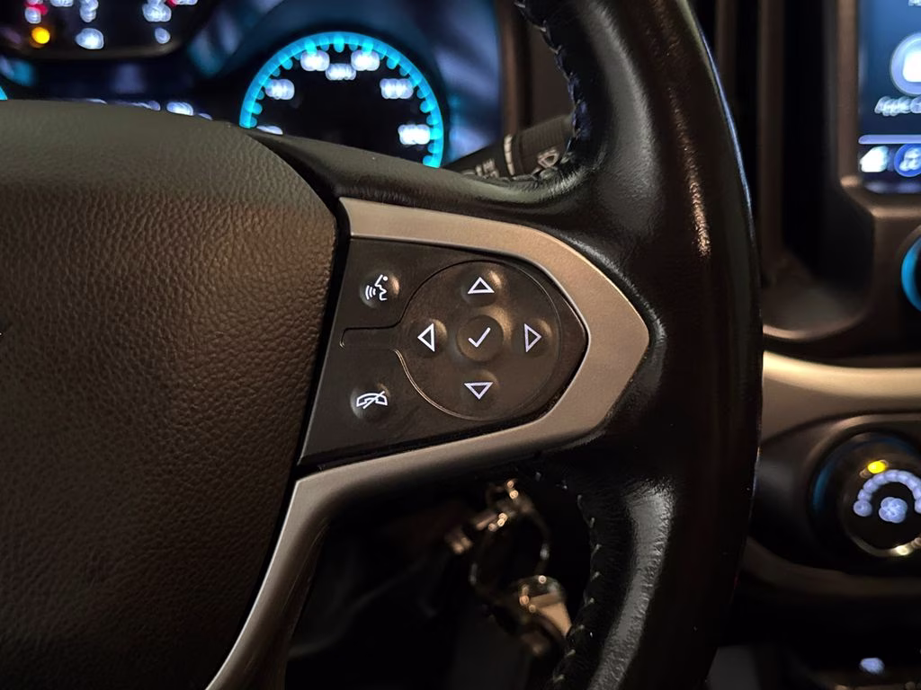 2022 Satin Steel Metallic Chevrolet Colorado LT RWD Truck