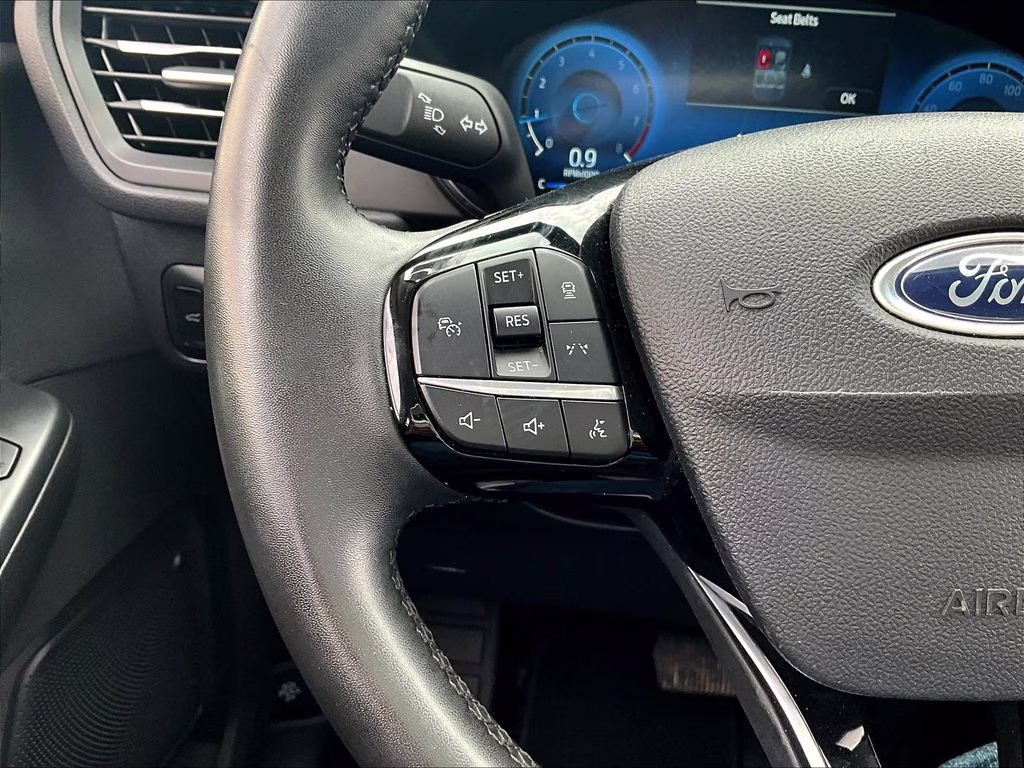 2023 Carbonized Gray Metallic Ford Escape Platinum AWD SUV
