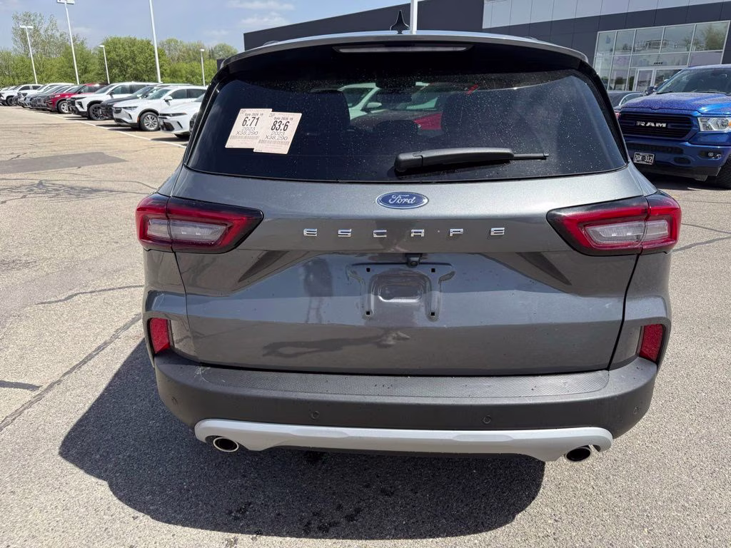 2023 Carbonized Gray Metallic Ford Escape Platinum AWD SUV