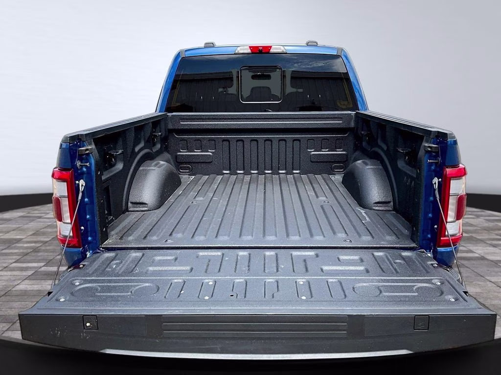 2022 Atlas Blue Metallic Ford F-150 Lariat 4X4 Truck