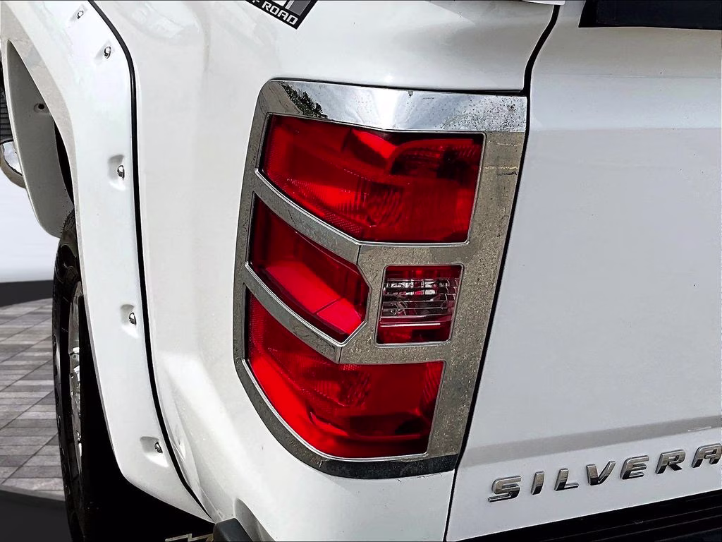 2019 Summit White Chevrolet Silverado 2500HD LT 4X4 Truck
