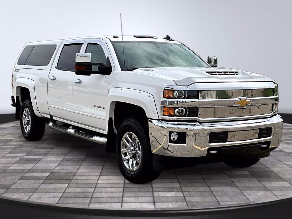 2019 Summit White Chevrolet Silverado 2500HD LT 4X4 Truck