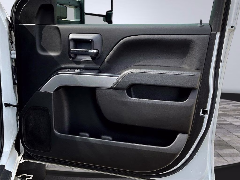 2019 Summit White Chevrolet Silverado 2500HD LT 4X4 Truck