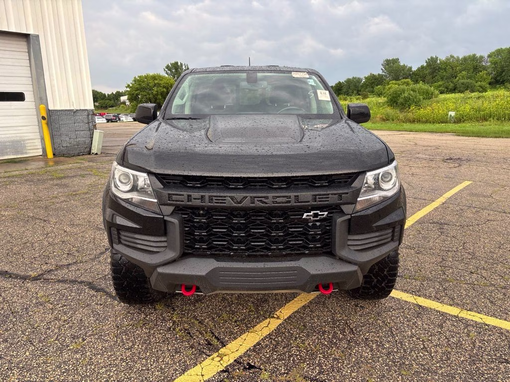 Used 2022 Chevrolet Colorado ZR2 with VIN 1GCGTEENXN1234090 for sale in Rochester, Minnesota