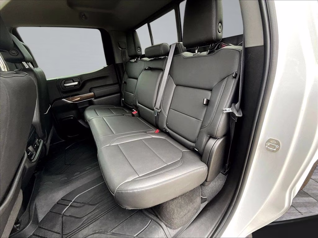 2019 Summit White Chevrolet Silverado 1500 LT Trail Boss 4X4 Truck