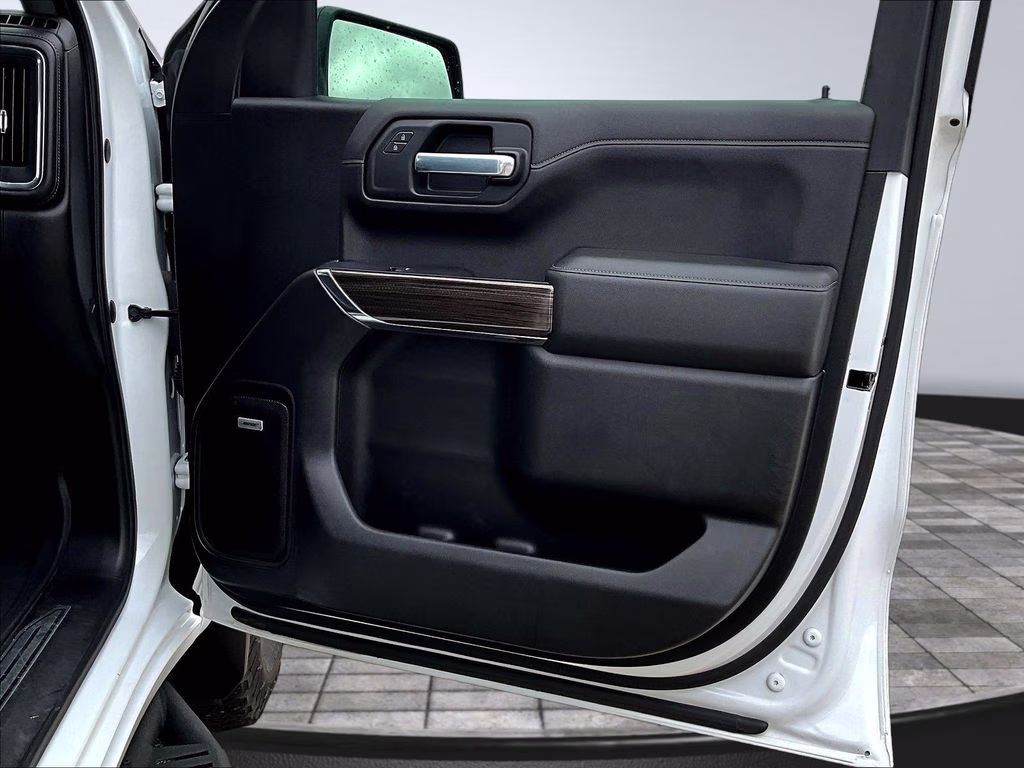 2019 Summit White Chevrolet Silverado 1500 LT Trail Boss 4X4 Truck