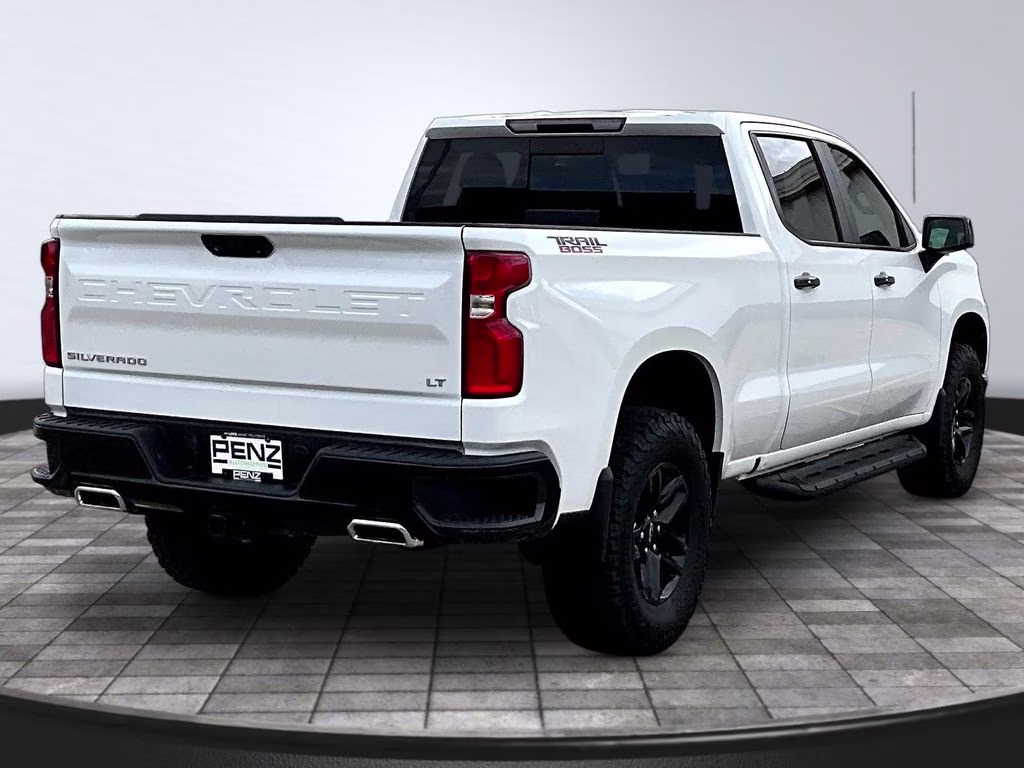 2019 Summit White Chevrolet Silverado 1500 LT Trail Boss 4X4 Truck