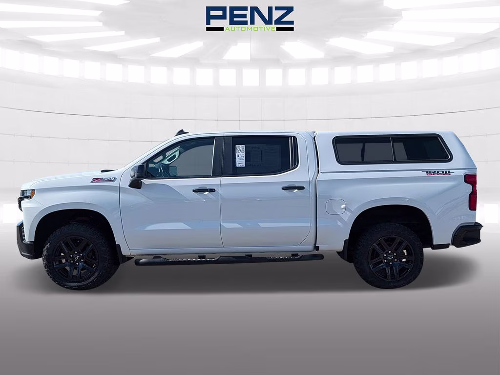 2021 Summit White Chevrolet Silverado 1500 LT Trail Boss 4X4 Truck