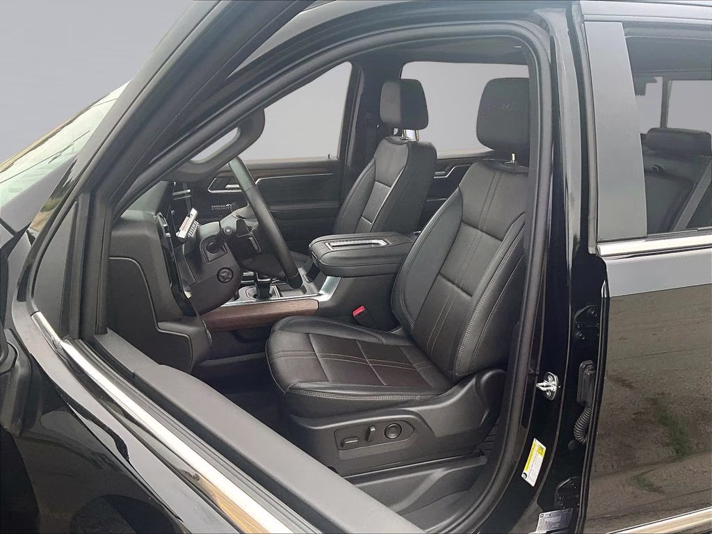 2022 Black Chevrolet Silverado 1500 High Country 4X4 Truck