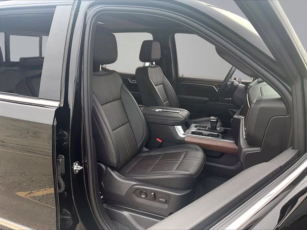 2022 Black Chevrolet Silverado 1500 High Country 4X4 Truck