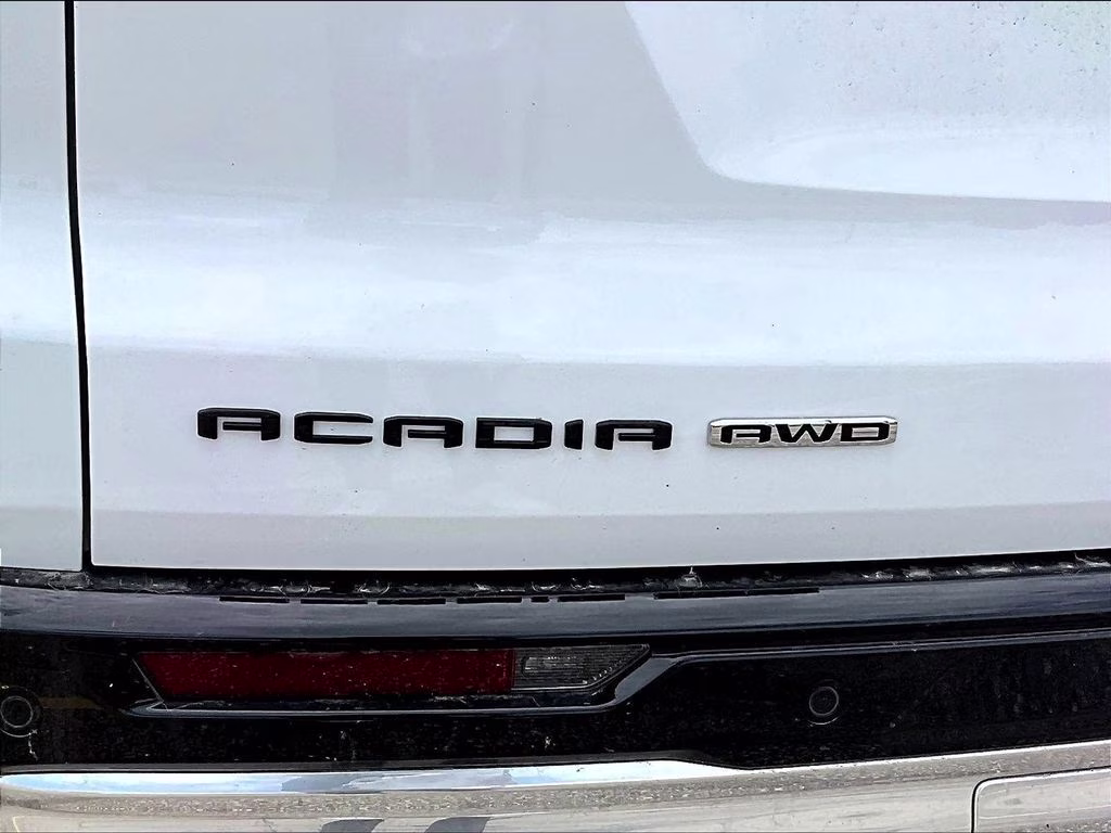 2026 Summit White GMC Acadia Denali AWD SUV