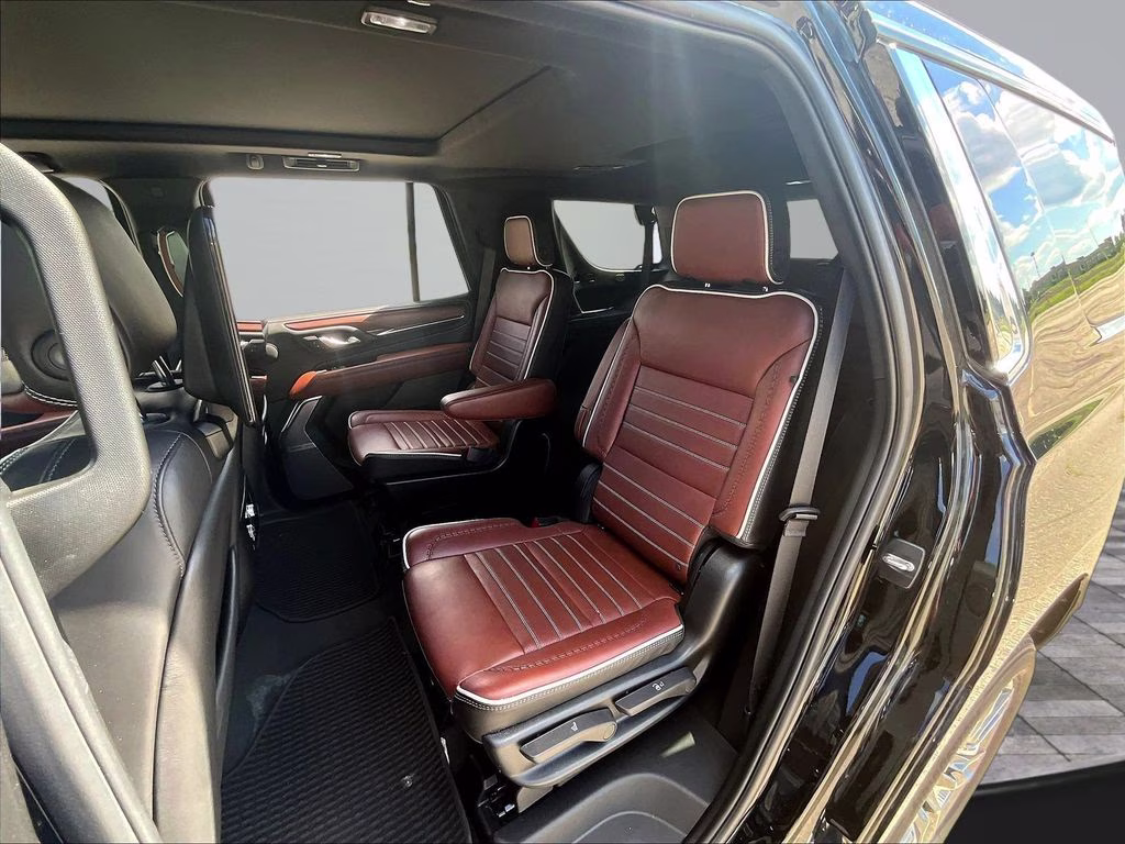 2024 Onyx Black GMC Yukon Denali Ultimate 4X4 SUV