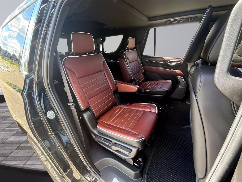 2024 Onyx Black GMC Yukon Denali Ultimate 4X4 SUV