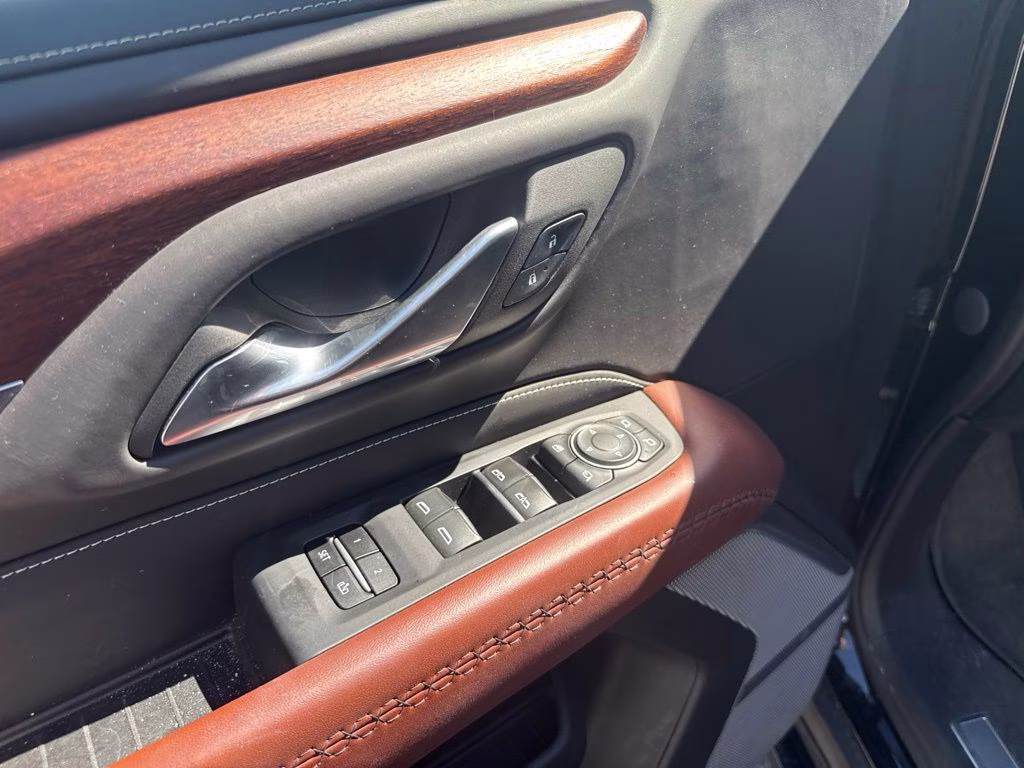 2023 Onyx Black GMC Yukon Denali Ultimate 4X4 SUV
