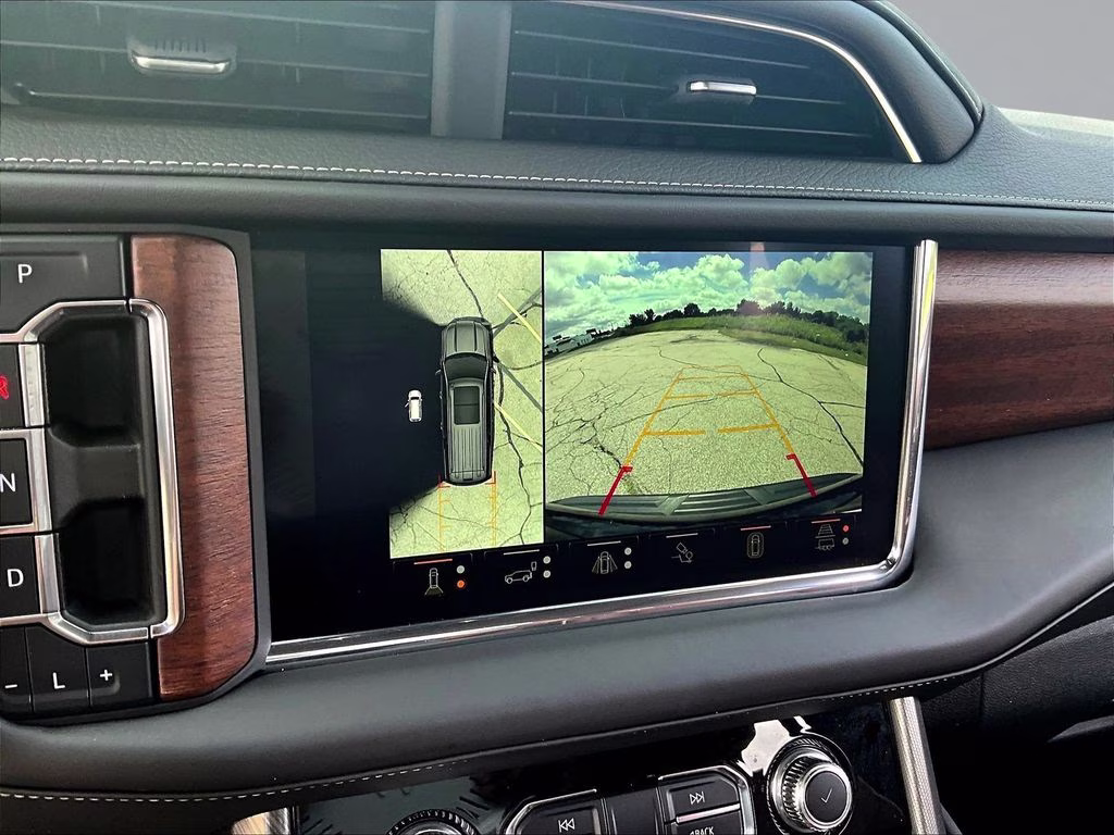 2023 Onyx Black GMC Yukon Denali Ultimate 4X4 SUV