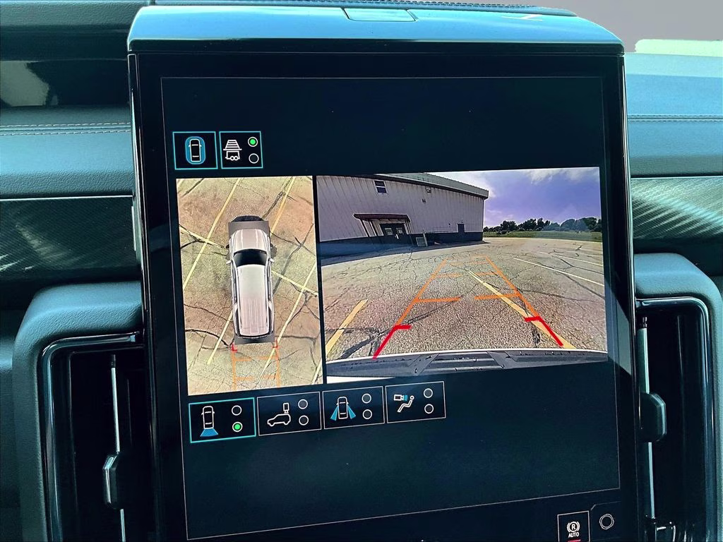 2026 Summit White GMC Yukon XL AT4 4X4 SUV