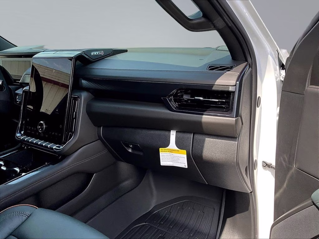 2026 Summit White GMC Yukon XL AT4 4X4 SUV