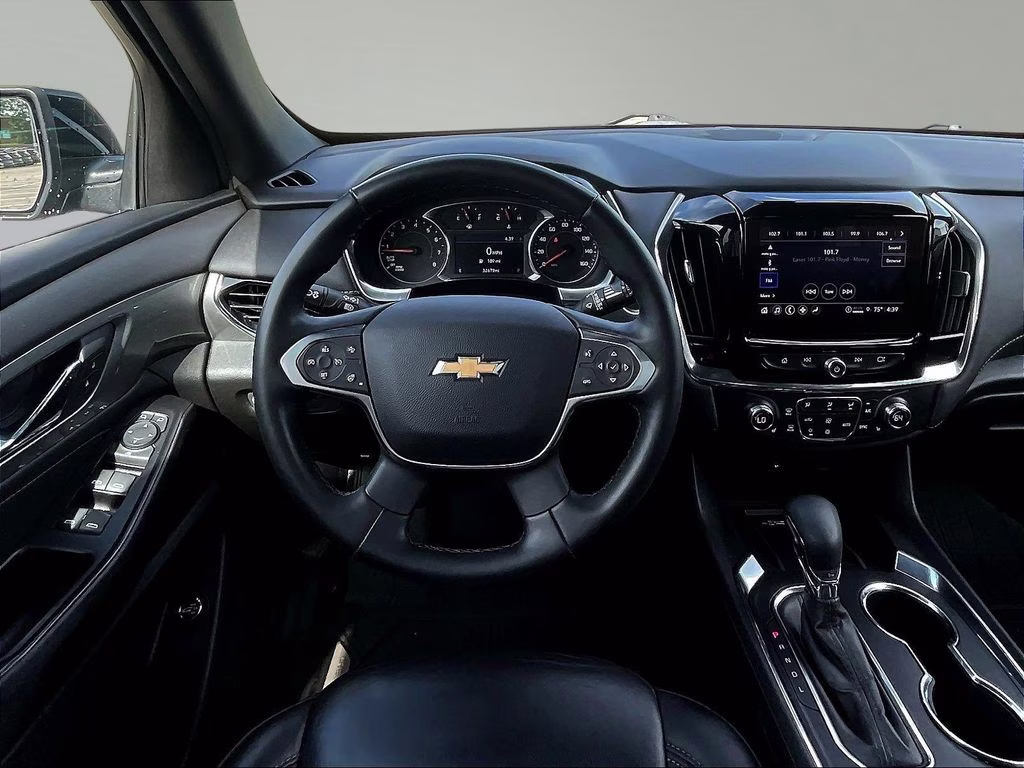 2023 Mosaic Black Metallic Chevrolet Traverse LT Leather AWD SUV