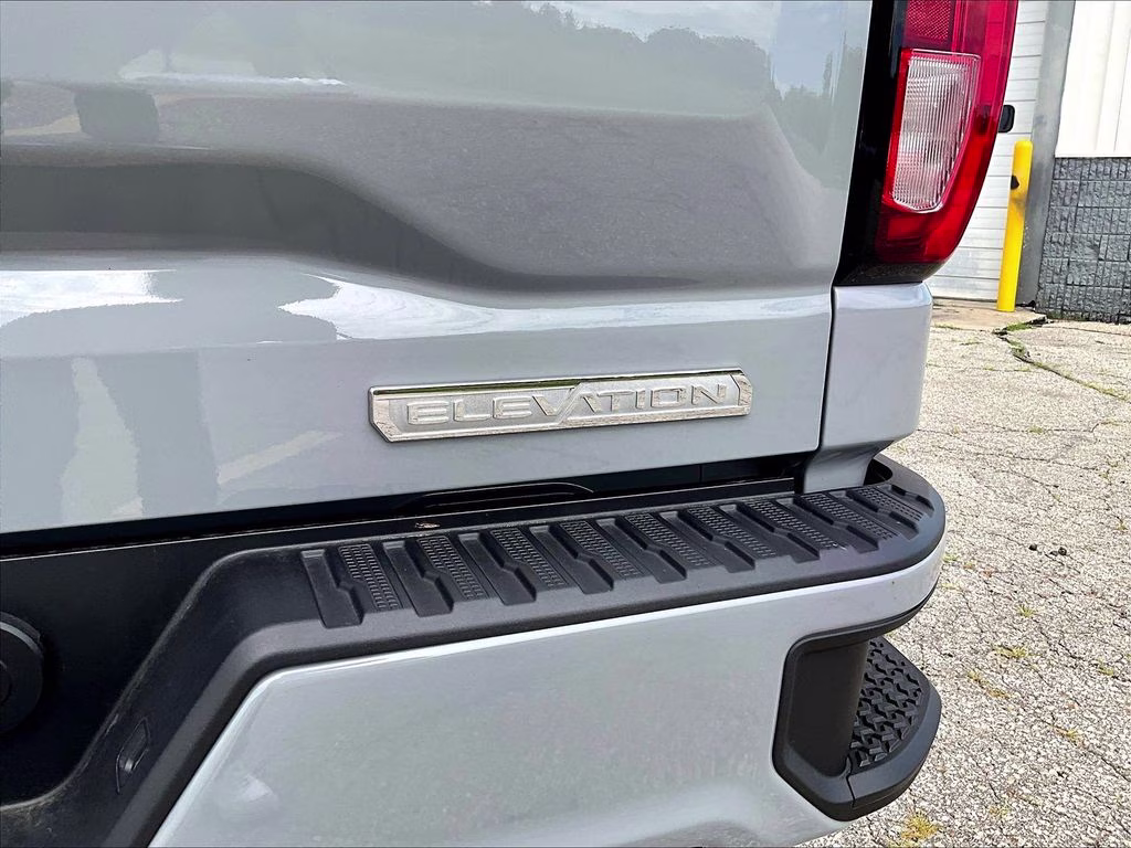 2024 Thunderstorm Gray GMC Sierra 1500 Elevation 4X4 Truck