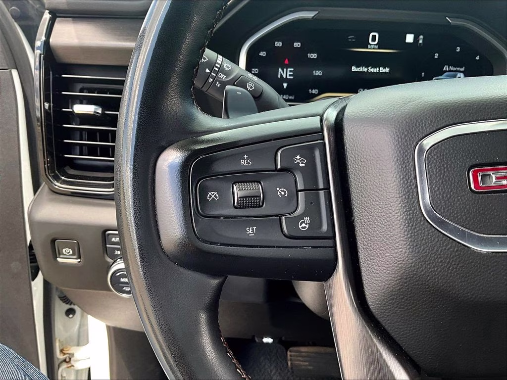 2023 Summit White GMC Sierra 1500 AT4 4X4 Truck