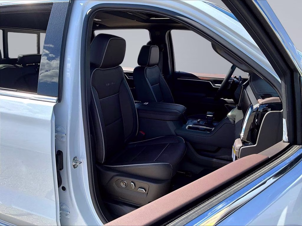 2026 Glacier White Tricoat GMC Sierra 1500 Denali 4X4 Truck