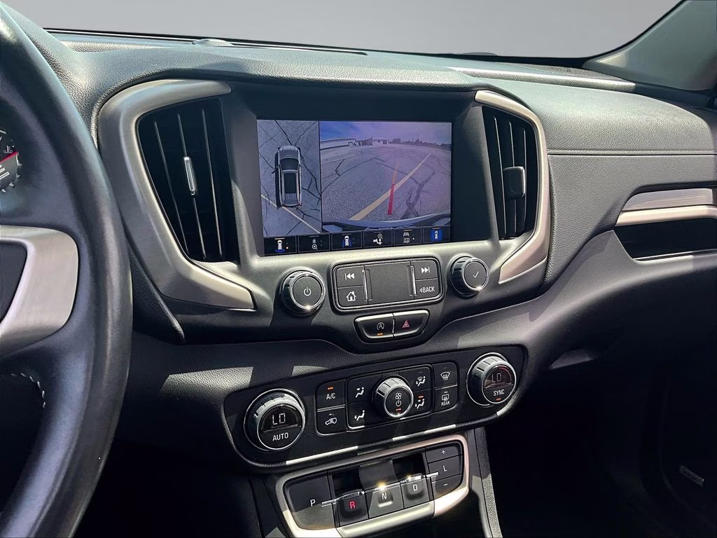 2022 White Frost Tricoat GMC Terrain Denali AWD SUV