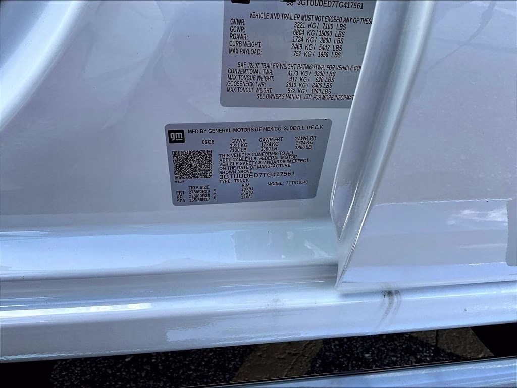 2026 Summit White GMC Sierra 1500 SLT 4X4 Truck