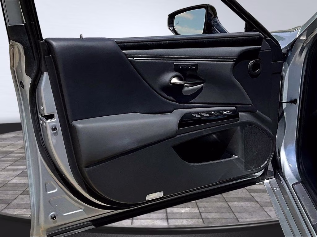 2023 Iridium Lexus ES 350 FWD Sedan