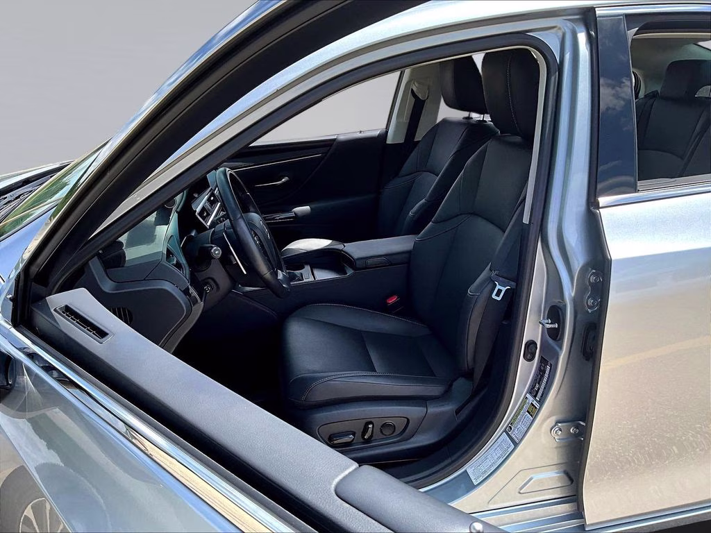 2023 Iridium Lexus ES 350 FWD Sedan