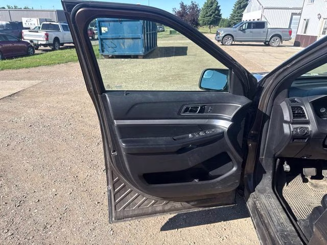 2016 Caribou Metallic Ford Explorer XLT 4X4 SUV