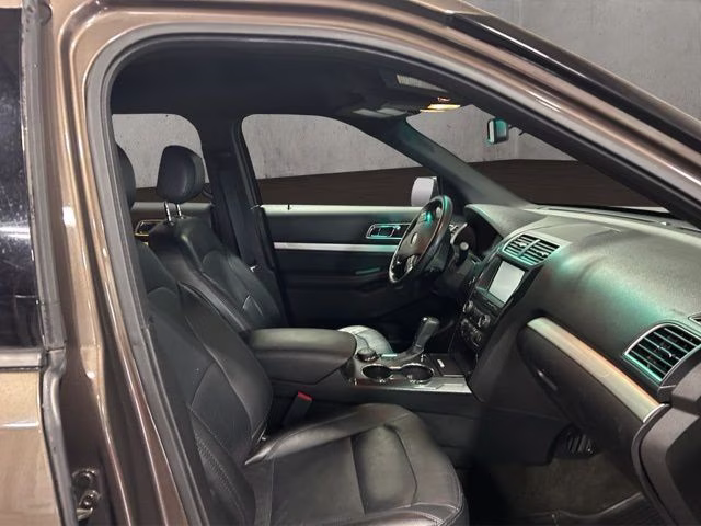 2016 Caribou Metallic Ford Explorer XLT 4X4 SUV