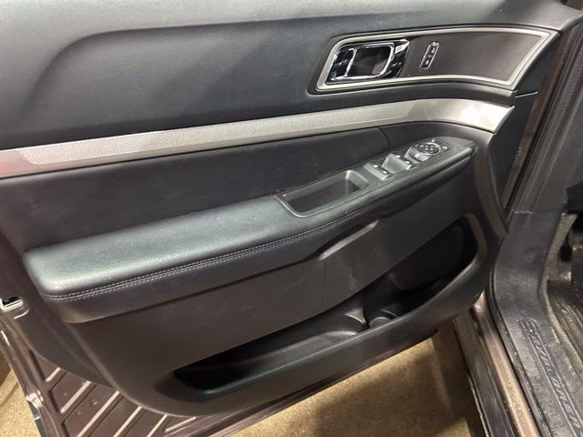 2016 Caribou Metallic Ford Explorer XLT 4X4 SUV