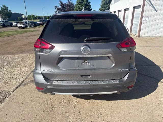 2017 Gun Metallic Nissan Rogue SV AWD SUV