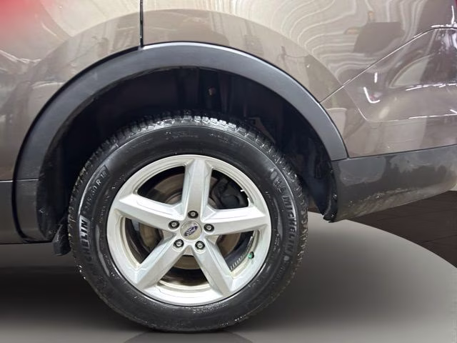 2016 Caribou Metallic Ford Explorer XLT 4X4 SUV