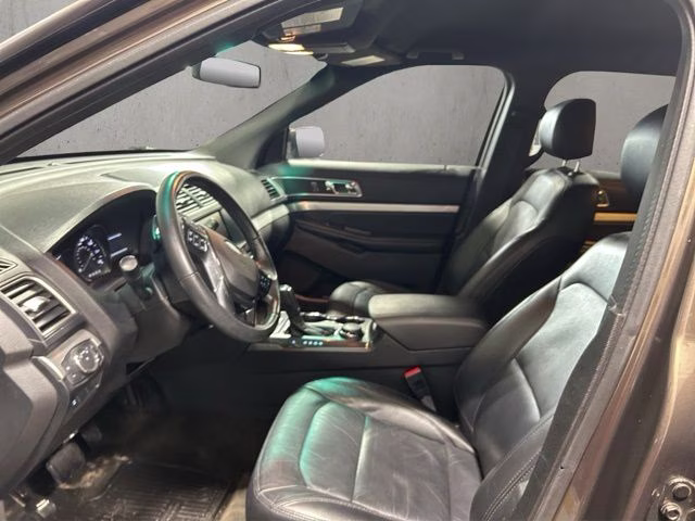 2016 Caribou Metallic Ford Explorer XLT 4X4 SUV