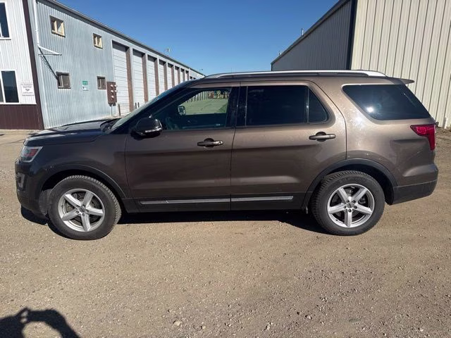 2016 Caribou Metallic Ford Explorer XLT 4X4 SUV