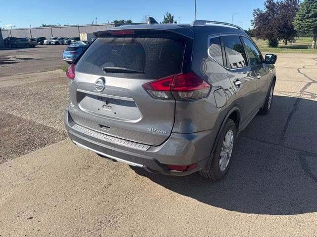 2017 Gun Metallic Nissan Rogue SV AWD SUV
