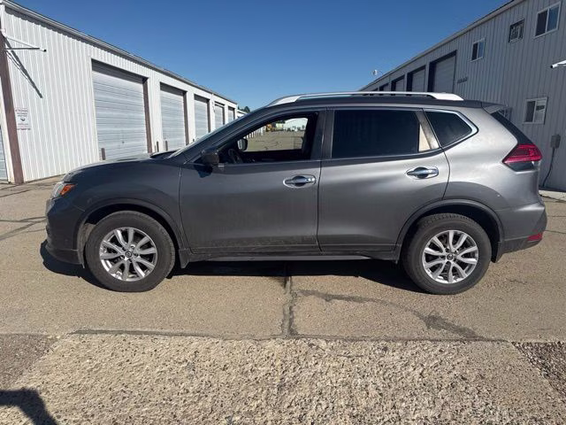 2017 Gun Metallic Nissan Rogue SV AWD SUV