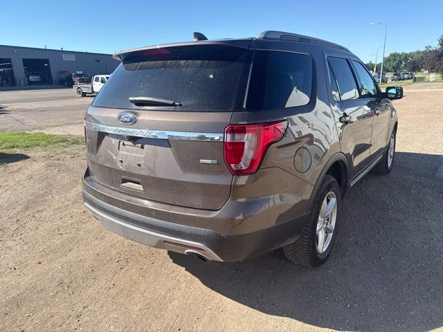 2016 Caribou Metallic Ford Explorer XLT 4X4 SUV