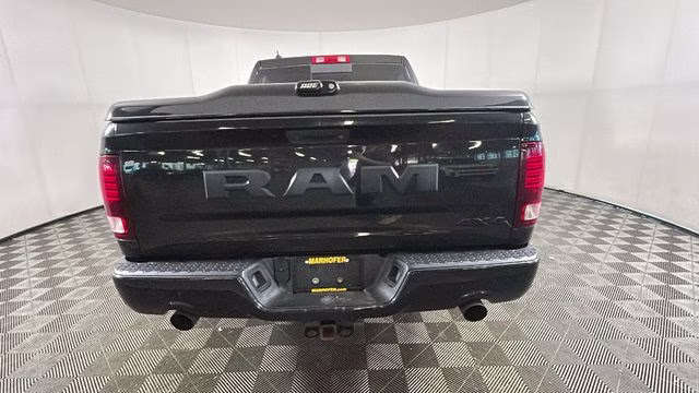 2017 Brilliant Black Crystal Pearlcoat Ram 1500 Night 4X4 Truck